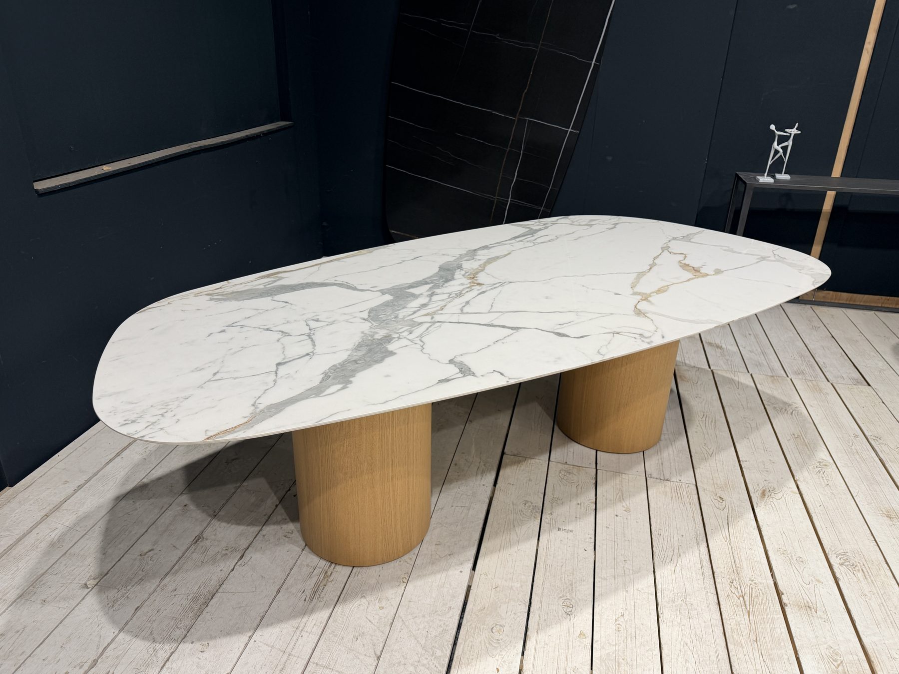 Byblos chêne · Stone 1 · 240 × 116 cm · Cer 76 B poli miroir